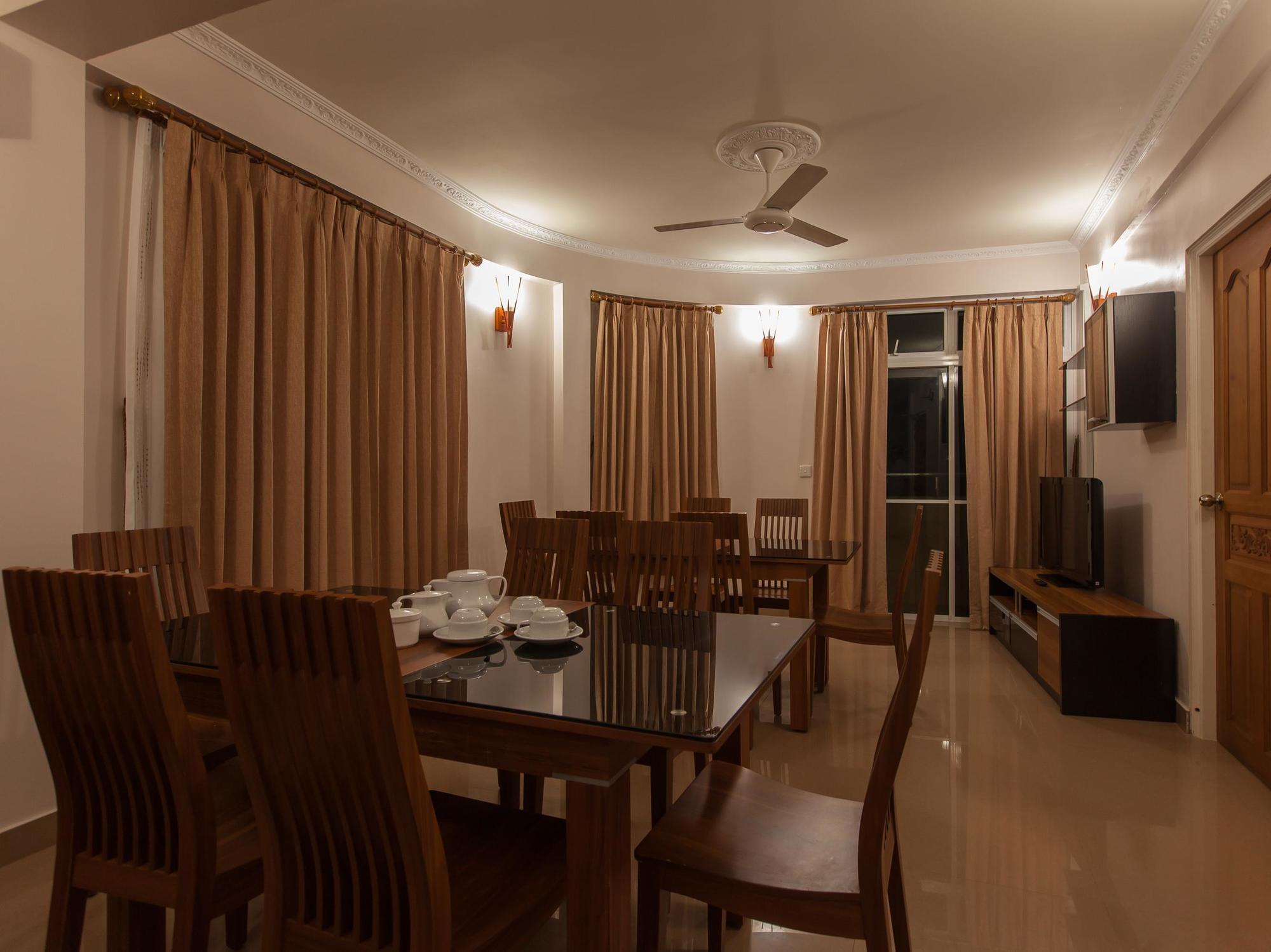 Relax Beach Inn Мале Екстер'єр фото