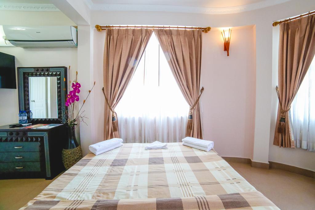 Relax Beach Inn Мале Екстер'єр фото